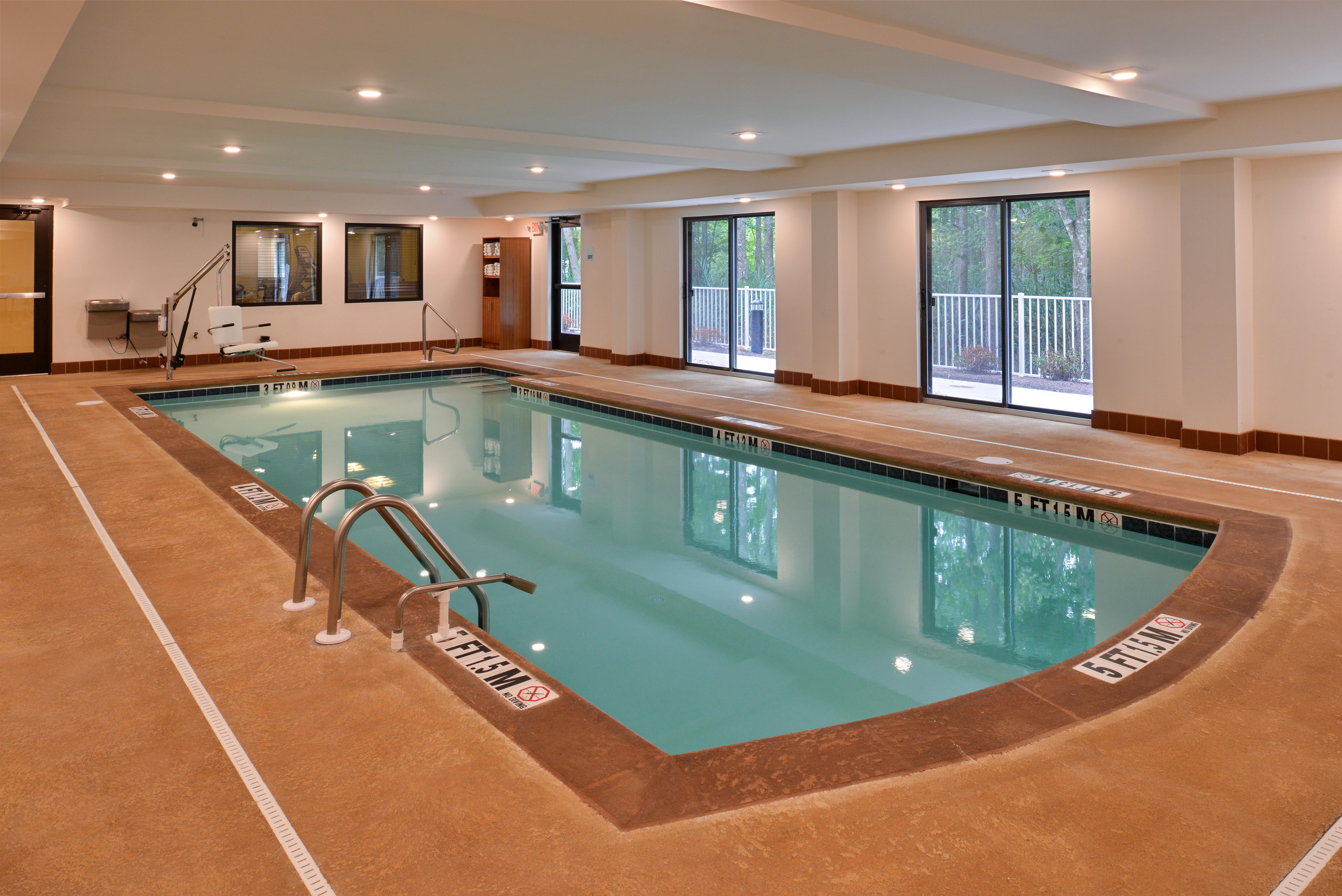 Holiday Inn Express And Suites West Ocean City By Ihg Экстерьер фото